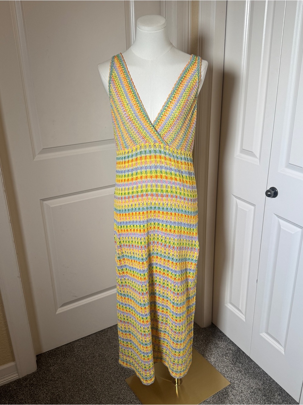 Zara Colorful Crochet Knit Maxi Dress V Neck Sleeveless Women’s Medium